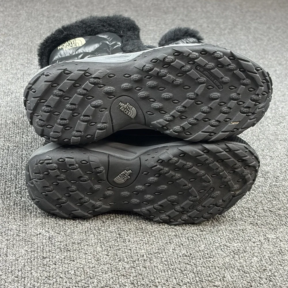 The North Face Nuptse Fur Winter Snow Boots Black Girls Youth Size 2 Insulated